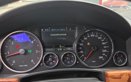 Volkswagen Touareg III, 2008 год, 1 350 000 рублей, 7 фотография