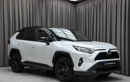 Toyota RAV4, 2021 год, 3 800 000 рублей, 3 фотография