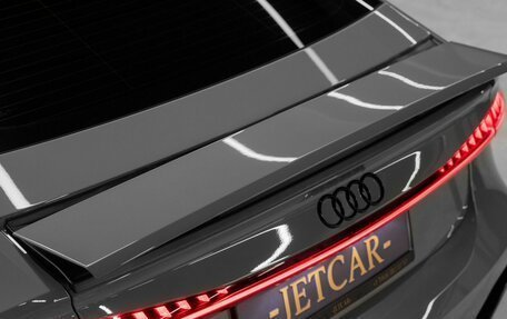 Audi RS 7, 2022 год, 13 000 000 рублей, 10 фотография