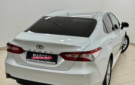 Toyota Camry, 2020 год, 3 180 000 рублей, 9 фотография