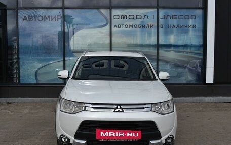 Mitsubishi Outlander III рестайлинг 3, 2014 год, 1 575 000 рублей, 2 фотография