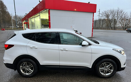 Hyundai Santa Fe III рестайлинг, 2017 год, 2 399 000 рублей, 4 фотография