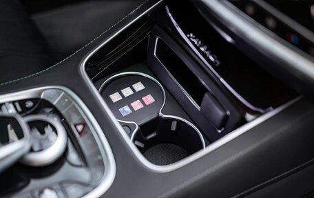 Mercedes-Benz S-Класс, 2020 год, 85 000 000 рублей, 9 фотография
