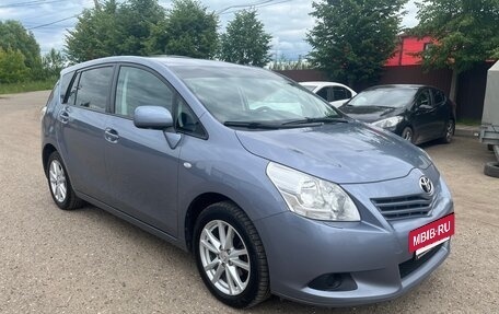 Toyota Verso I, 2009 год, 990 000 рублей, 5 фотография