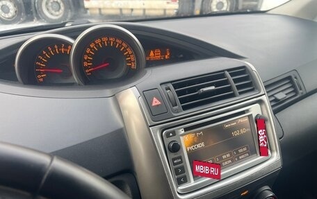 Toyota Verso I, 2009 год, 990 000 рублей, 15 фотография