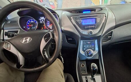 Hyundai Elantra V, 2013 год, 470 000 рублей, 5 фотография
