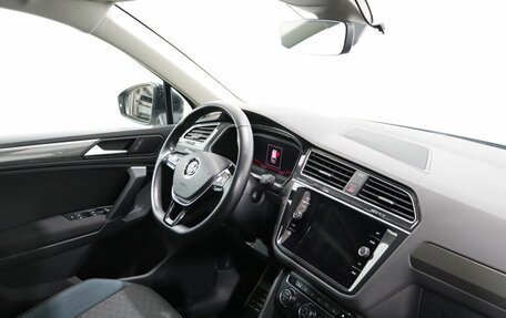 Volkswagen Tiguan II, 2020 год, 2 649 000 рублей, 10 фотография