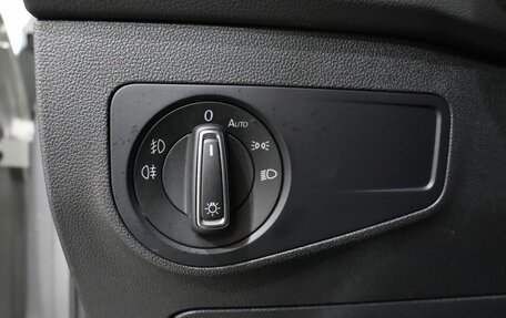 Volkswagen Tiguan II, 2020 год, 2 649 000 рублей, 12 фотография