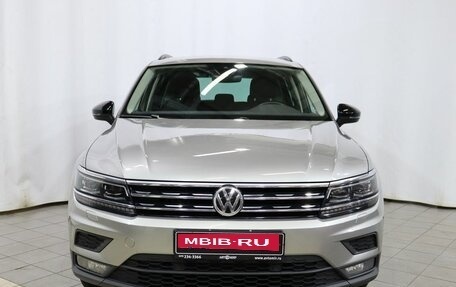 Volkswagen Tiguan II, 2020 год, 2 649 000 рублей, 2 фотография