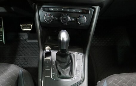 Volkswagen Tiguan II, 2020 год, 2 649 000 рублей, 18 фотография