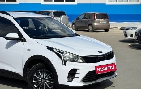 KIA Rio IV, 2021 год, 1 599 000 рублей, 2 фотография