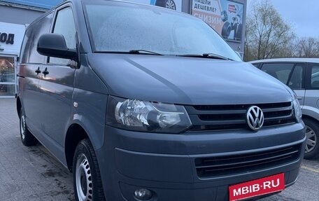 Volkswagen Transporter T5 рестайлинг, 2013 год, 1 790 000 рублей, 1 фотография