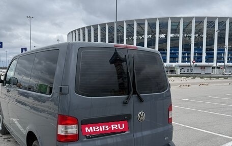 Volkswagen Transporter T5 рестайлинг, 2013 год, 1 790 000 рублей, 4 фотография