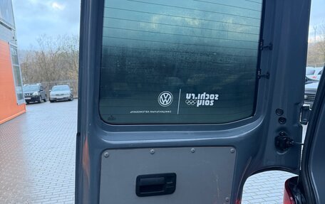 Volkswagen Transporter T5 рестайлинг, 2013 год, 1 790 000 рублей, 10 фотография