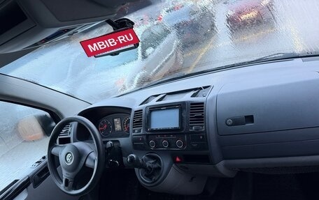 Volkswagen Transporter T5 рестайлинг, 2013 год, 1 790 000 рублей, 19 фотография