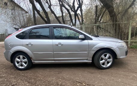 Ford Focus II рестайлинг, 2006 год, 235 000 рублей, 2 фотография