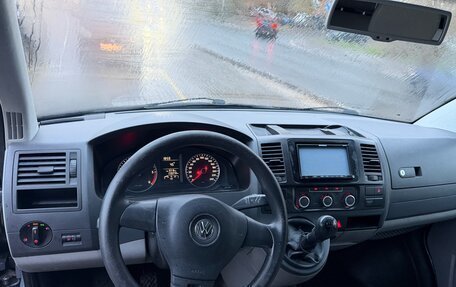 Volkswagen Transporter T5 рестайлинг, 2013 год, 1 790 000 рублей, 21 фотография