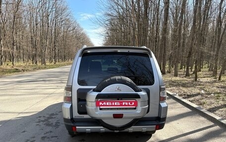 Mitsubishi Pajero IV, 2008 год, 1 690 000 рублей, 2 фотография