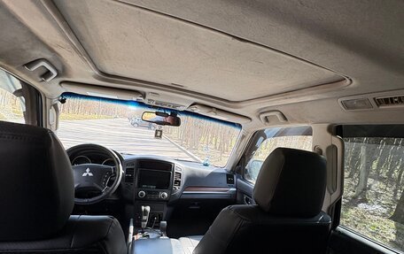 Mitsubishi Pajero IV, 2008 год, 1 690 000 рублей, 16 фотография