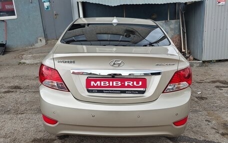 Hyundai Solaris II рестайлинг, 2013 год, 1 000 000 рублей, 2 фотография