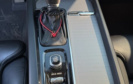 Volvo XC60 II, 2019 год, 3 100 000 рублей, 12 фотография