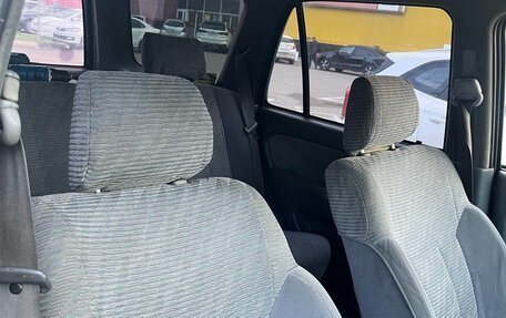 Toyota Hilux Surf III рестайлинг, 1997 год, 1 075 000 рублей, 22 фотография