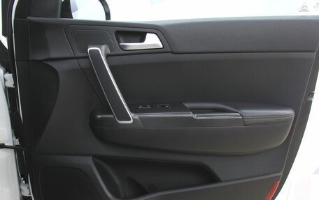 KIA Sportage IV рестайлинг, 2018 год, 2 322 000 рублей, 31 фотография
