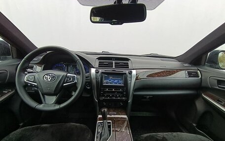 Toyota Camry, 2015 год, 1 850 000 рублей, 12 фотография