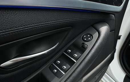 BMW 5 серия, 2013 год, 2 150 000 рублей, 24 фотография
