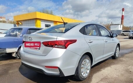 Hyundai Solaris II рестайлинг, 2018 год, 990 000 рублей, 6 фотография