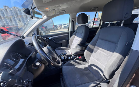 Volkswagen Touran III, 2012 год, 820 000 рублей, 8 фотография