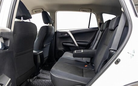 Toyota RAV4, 2018 год, 2 128 000 рублей, 36 фотография