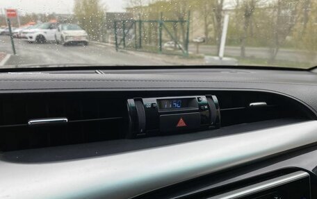 Toyota Hilux VIII, 2017 год, 2 839 000 рублей, 26 фотография