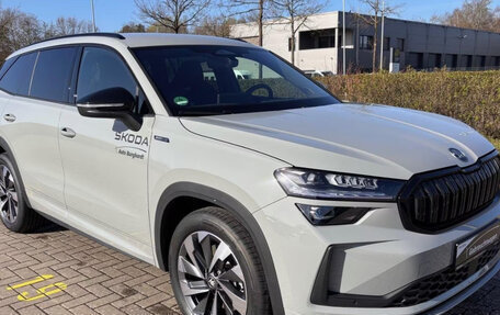 Skoda Kodiaq, 2025 год, 6 191 348 рублей, 1 фотография