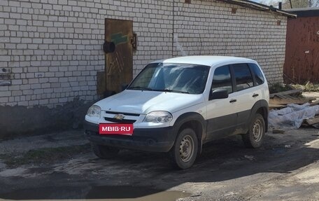 Chevrolet Niva I рестайлинг, 2018 год, 470 000 рублей, 1 фотография