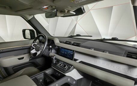 Land Rover Defender II, 2021 год, 4 240 000 рублей, 13 фотография