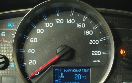 Toyota RAV4, 2014 год, 1 589 000 рублей, 17 фотография