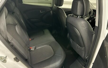 Hyundai ix35 I рестайлинг, 2013 год, 1 300 000 рублей, 7 фотография