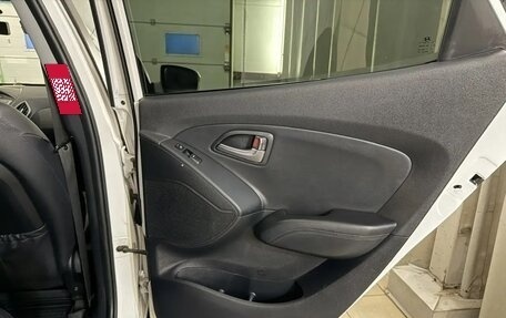 Hyundai ix35 I рестайлинг, 2013 год, 1 300 000 рублей, 8 фотография