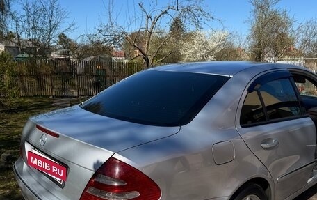 Mercedes-Benz E-Класс, 2005 год, 820 000 рублей, 2 фотография
