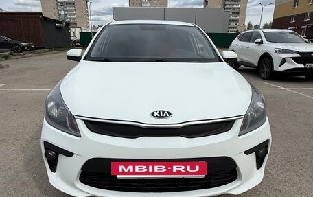KIA Rio IV, 2017 год, 1 199 000 рублей, 2 фотография