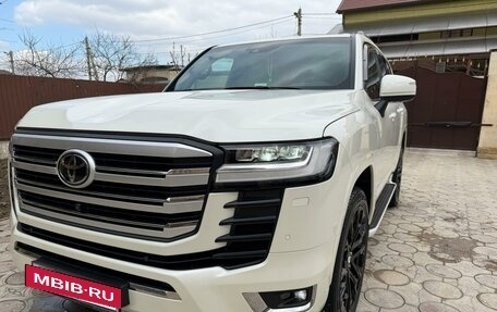 Toyota Land Cruiser, 2023 год, 10 700 000 рублей, 15 фотография