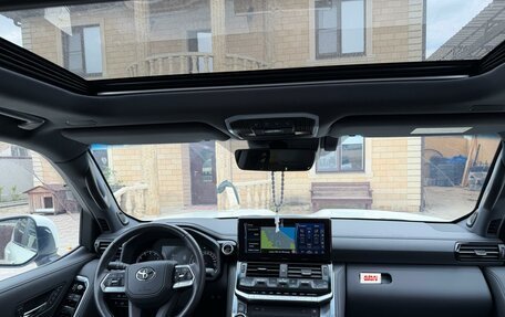 Toyota Land Cruiser, 2023 год, 10 700 000 рублей, 26 фотография