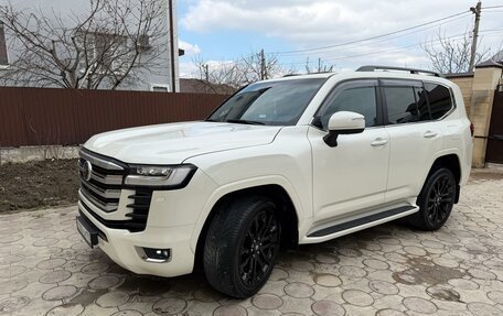 Toyota Land Cruiser, 2023 год, 10 700 000 рублей, 36 фотография