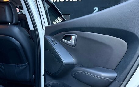 Hyundai ix35 I рестайлинг, 2011 год, 1 000 000 рублей, 9 фотография