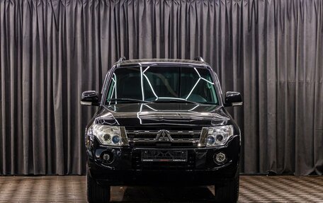 Mitsubishi Pajero IV, 2014 год, 1 895 000 рублей, 2 фотография
