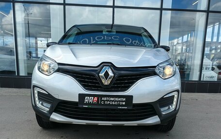 Renault Kaptur I рестайлинг, 2020 год, 1 835 000 рублей, 3 фотография