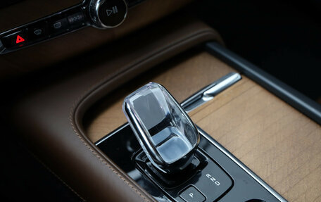Volvo XC90 II рестайлинг, 2019 год, 4 599 000 рублей, 16 фотография