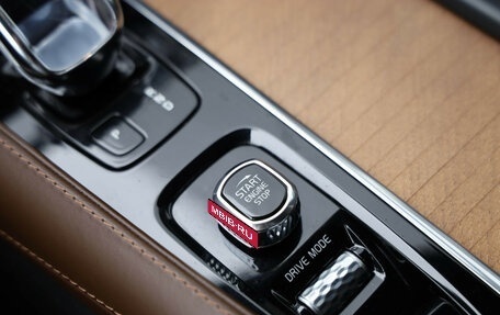 Volvo XC90 II рестайлинг, 2019 год, 4 599 000 рублей, 15 фотография
