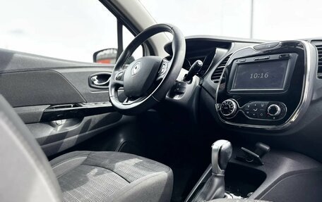 Renault Kaptur I рестайлинг, 2018 год, 1 700 000 рублей, 30 фотография